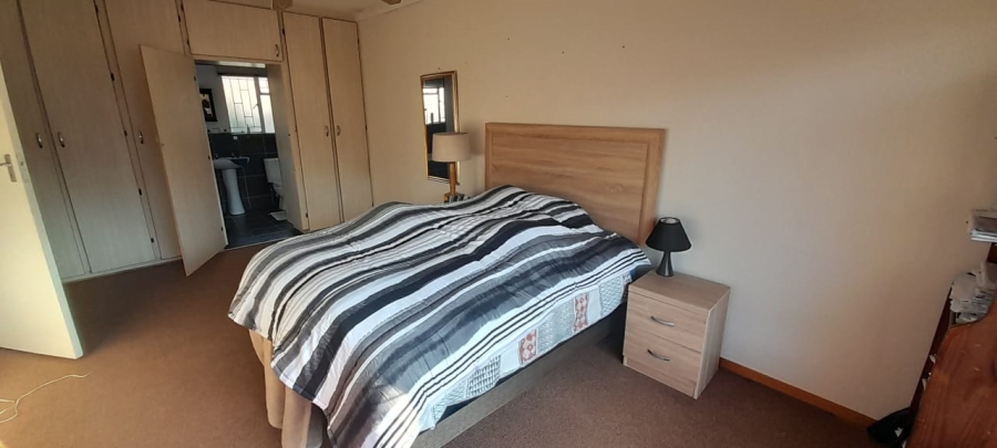 2 Bedroom Property for Sale in Flamwood North West